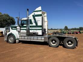 2008 Kenworth T908 - picture0' - Click to enlarge