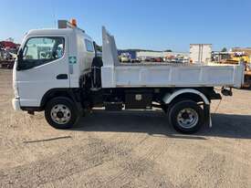 2008 Mitsubishi Canter 7/800 Tipper - picture2' - Click to enlarge