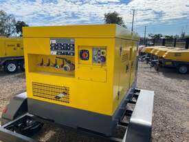 Atlas Copco U250 cfm air compressor - picture0' - Click to enlarge