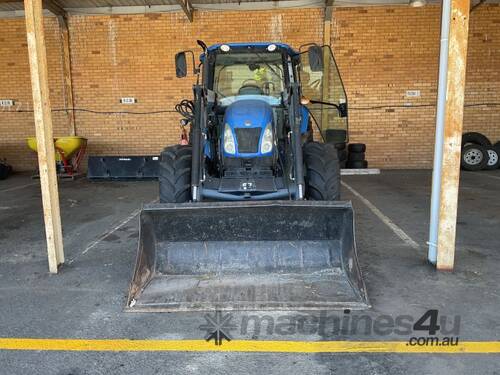 2014 New Holland T5040
