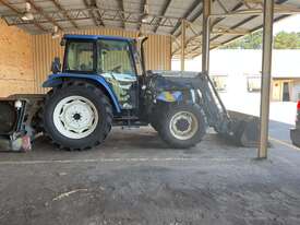 2014 New Holland T5040 - picture1' - Click to enlarge