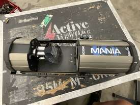 Martin Mania SCX500 Spot - picture2' - Click to enlarge