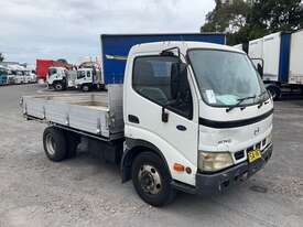 2003 Hino Dutro 300 Table Top - picture0' - Click to enlarge
