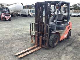 2012 Toyota 32-8FG25 Forklift - picture0' - Click to enlarge