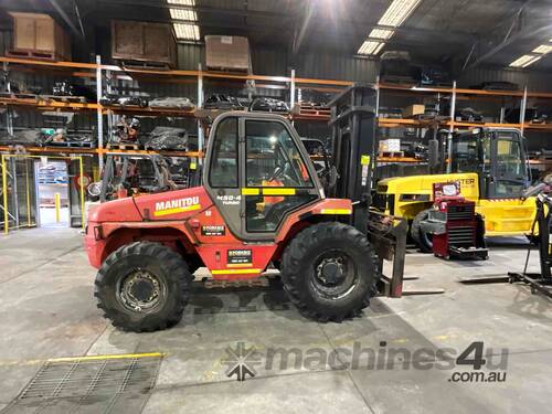 5 Tonne 4WD Manitou Forklift For Sale