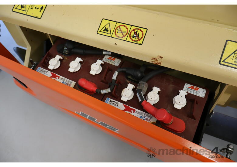 caption 2020 JLG 2646ES 26ft Electric Scissor Lift - Commission until 06/2030