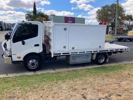 2017 Hino 300 920 Service Body Day Cab - picture2' - Click to enlarge