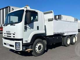 Isuzu FH - picture0' - Click to enlarge