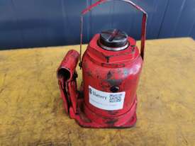 Hydraulic jack - picture0' - Click to enlarge