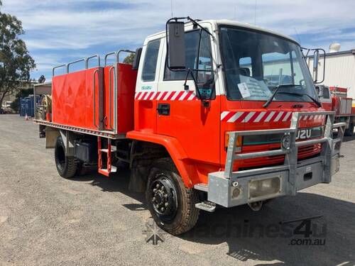 1995 Isuzu FSS500 Fire Truck 4 x 4