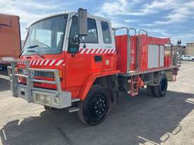 1995 Isuzu FSS500 Fire Truck 4 x 4 - picture1' - Click to enlarge