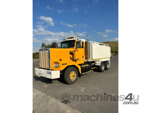 caption Kenworth C500 Water truck Truck