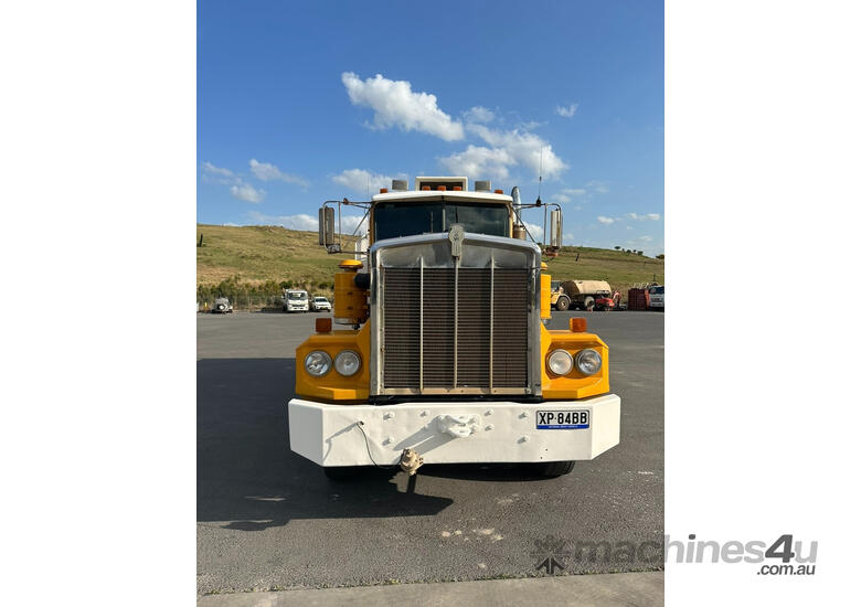 caption Kenworth C500 Water truck Truck