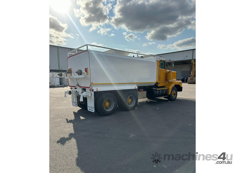 caption Kenworth C500 Water truck Truck