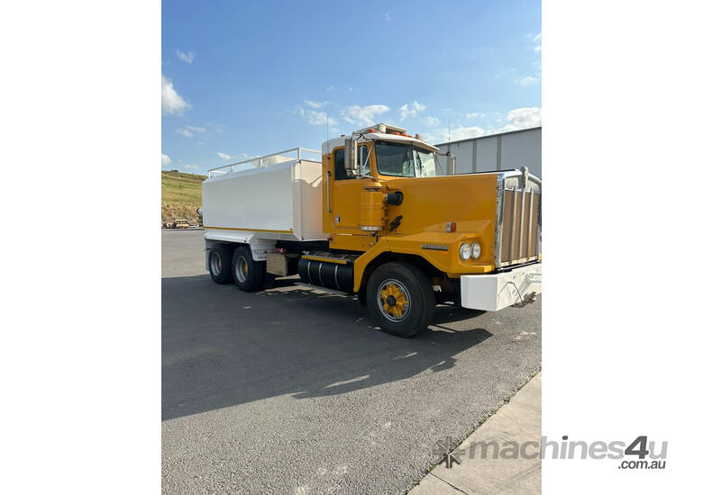 caption Kenworth C500 Water truck Truck