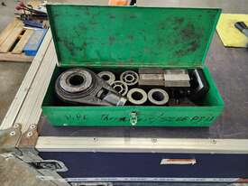 Pipe Threading Tool - picture0' - Click to enlarge