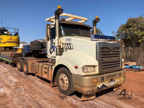 2011 Mack Trident CMHT Prime Mover Day Cab