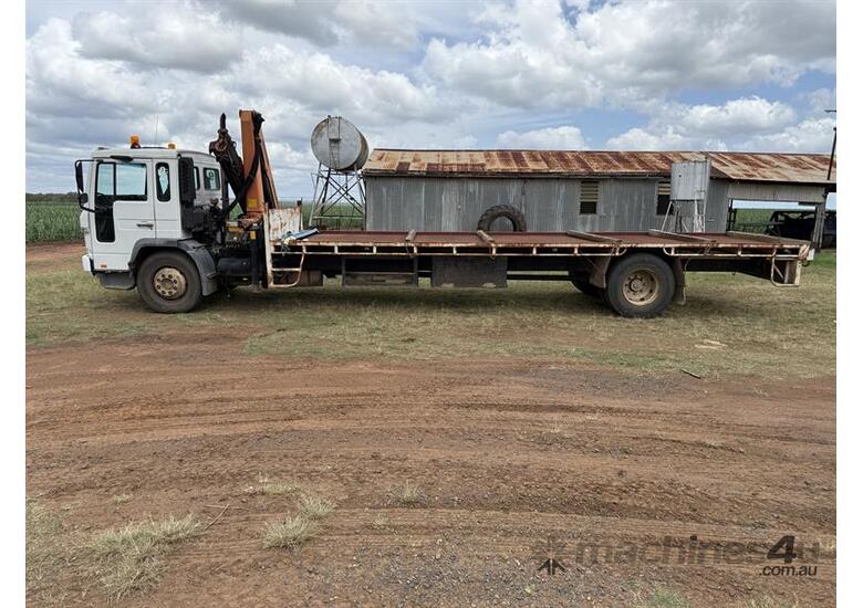 caption 2003 VOLVO FL6E CRANE TRUCK
