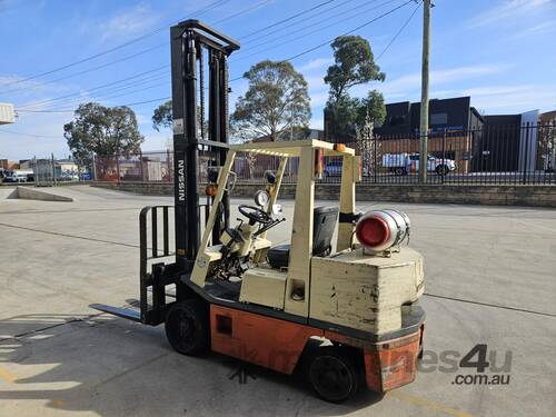 Nissan Forklift 3.5 tonne - In GOOD Condition! 