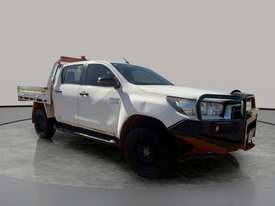 2018 Toyota Hilux SR Diesel (Ex Lease) - picture2' - Click to enlarge