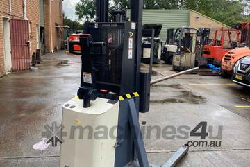 Crown Walkie Stacker Forklift With Carpet Pole Crown Walkie Stacker Forklift With Carpet Pole
