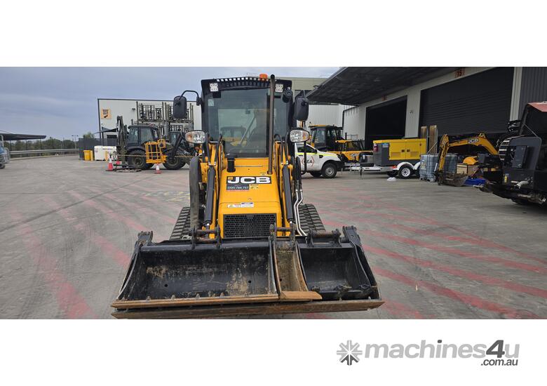 caption 2023 JCB 1CXT PRO HIGH FLOW TRACKED BACKHOE LOADER U4780