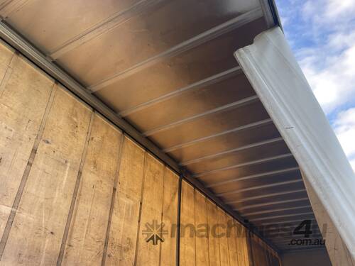 caption 2017 Maxitrans ST3 Tri Axle Curtainsider B Double Combination