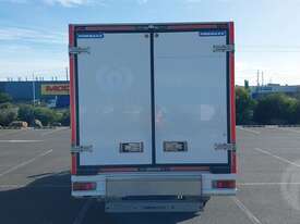 Hino 300 - picture2' - Click to enlarge