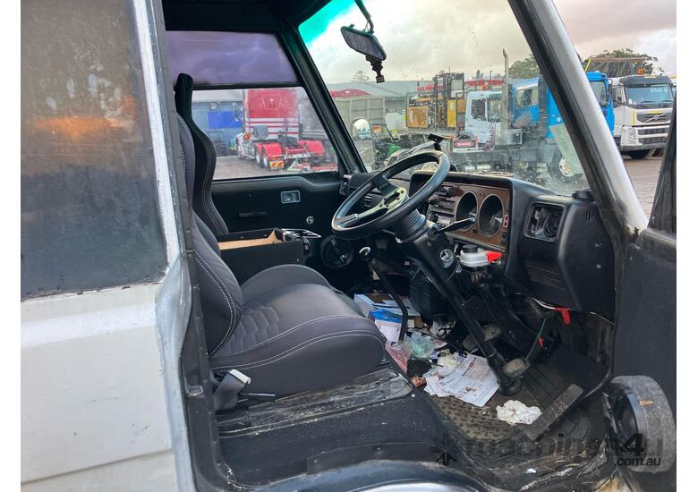 caption 1984 Mazda T3000 Motor Home