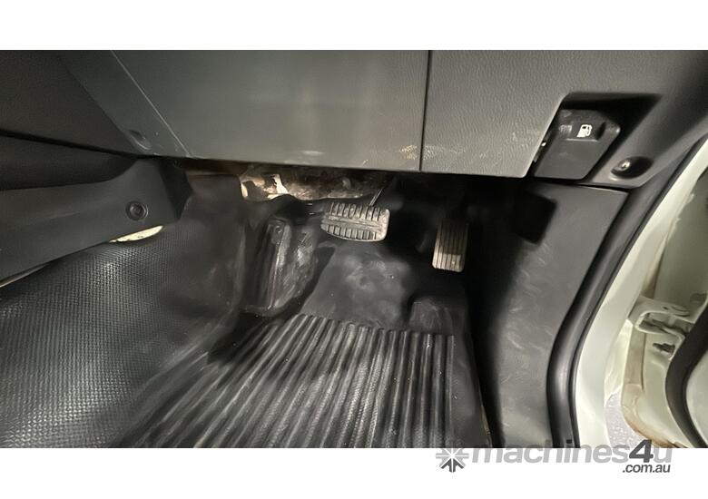 caption 2018 Mitsubishi Triton GLX Diesel (4x4) Dual Cab Ute (Ex-Defence)