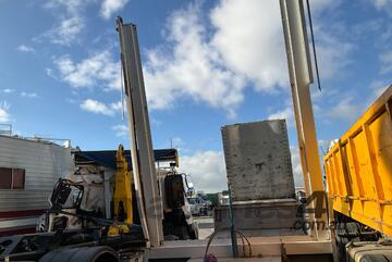 Simon Geertsema A Trailer Tri Axle Drop Deck Curtainsider A Trailer