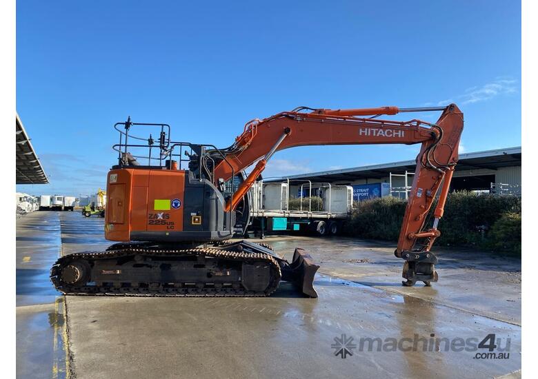 caption 2019 Hitachi ZX225USLC-5B Excavator