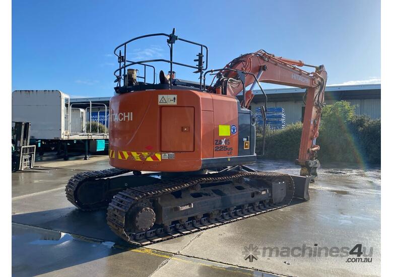 caption 2019 Hitachi ZX225USLC-5B Excavator