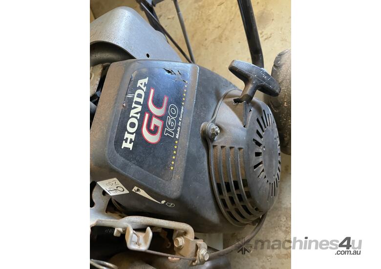 caption Masport Lawn Edger,