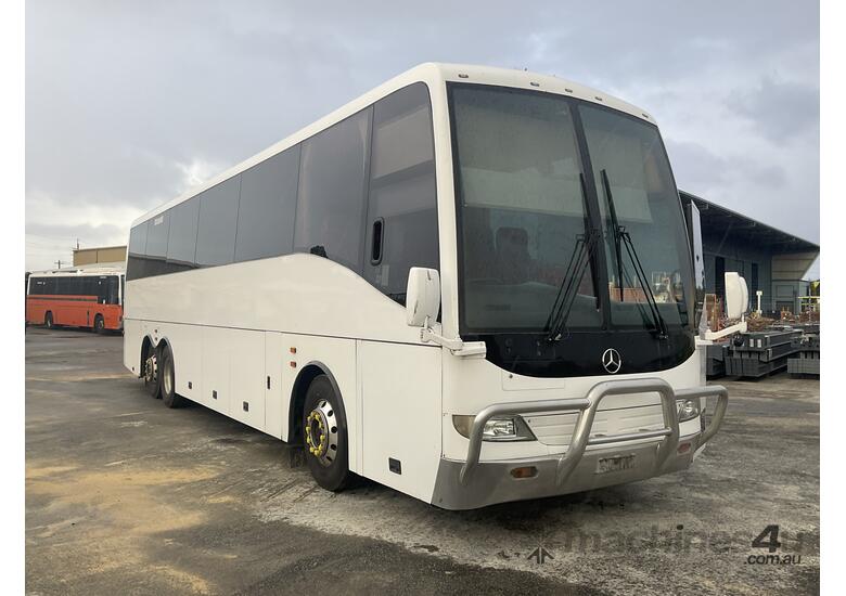 caption 2004 Mercedes Benz Coach Diesel