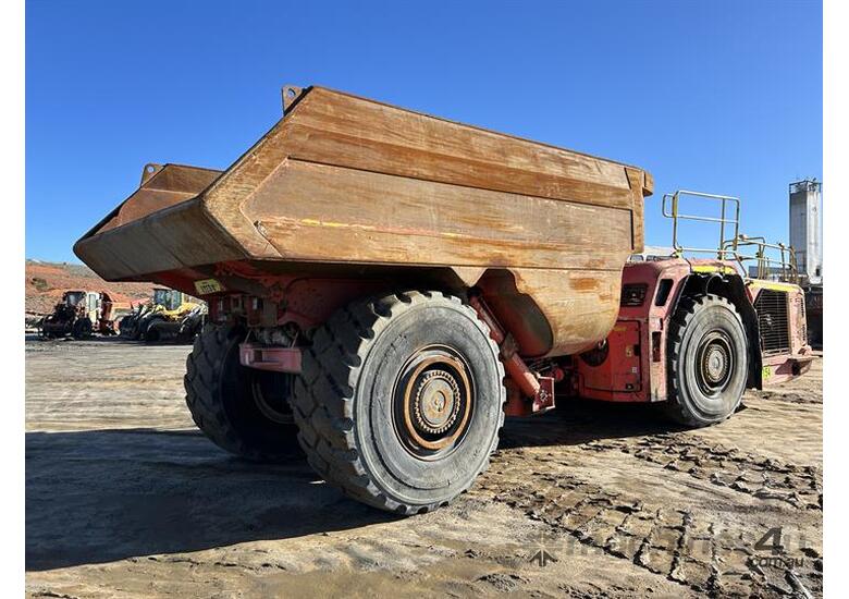 caption Sandvik TH663i