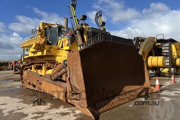 Komatsu   D475A-8