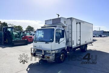 1998 Hino FC3J C/Cab 4x2 Refrigerated Pantech (Ex Corporate)