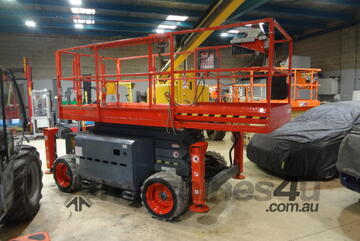 2015 Skyjack SJ6832RTE 4WD RT Scissor Lift / 454kg Lift / 11.75m Working Height / 10YT Option