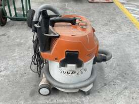 Stihl SE122 Wet & Dry Vacuum - picture0' - Click to enlarge