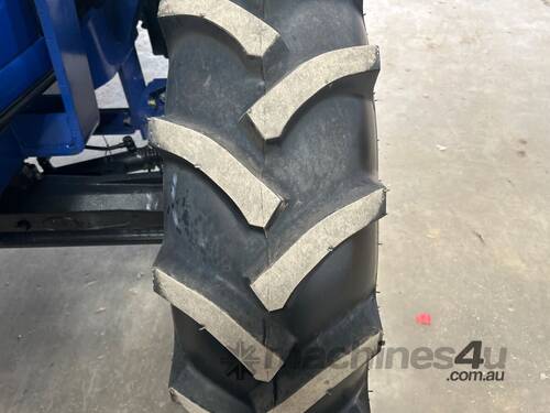 2023 Trident 904 Tractor / Loader