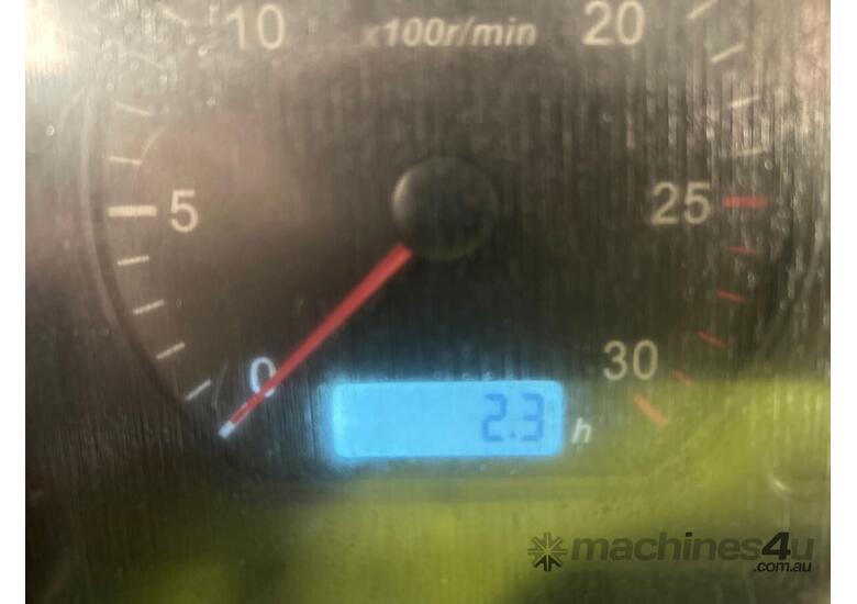 2023 Trident 904 Tractor / Loader