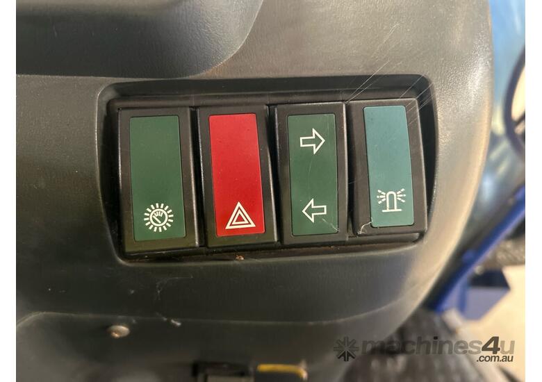 2023 Trident 904 Tractor / Loader