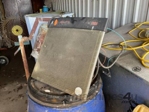 caption Gallagher S50 Electric fence unit