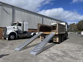 4.5m - 3.6Tonne Heavy Duty Rubber Tyre,Rubber Track Machinery Loading Ramps - picture1' - Click to enlarge