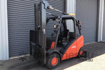 Linde Hydrostatic Forklift 3T Diesel with approx 6 m Lift Height!