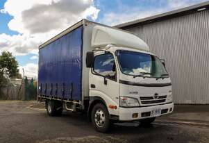 2010 Hino 300 716 Curtain Sider
