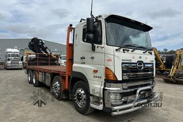 2014 Hino 700 Ser FY1E-5 8x4 Crane Truck