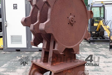 15-39 ton (80mm or 90mm pin) AHE Excavator Compaction Wheel