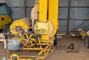 Horwood Bagshaw Clover Harvester #5